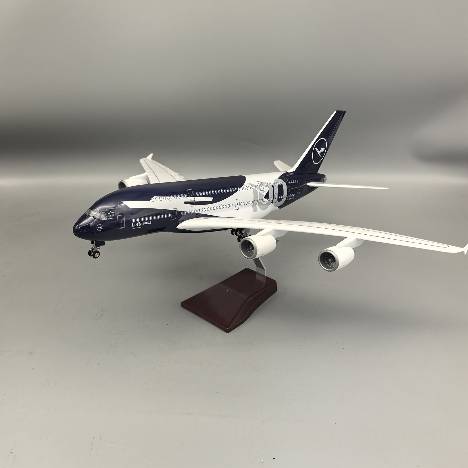 Новая коллекционная модель сам – обзор и цена Model Kit Resin